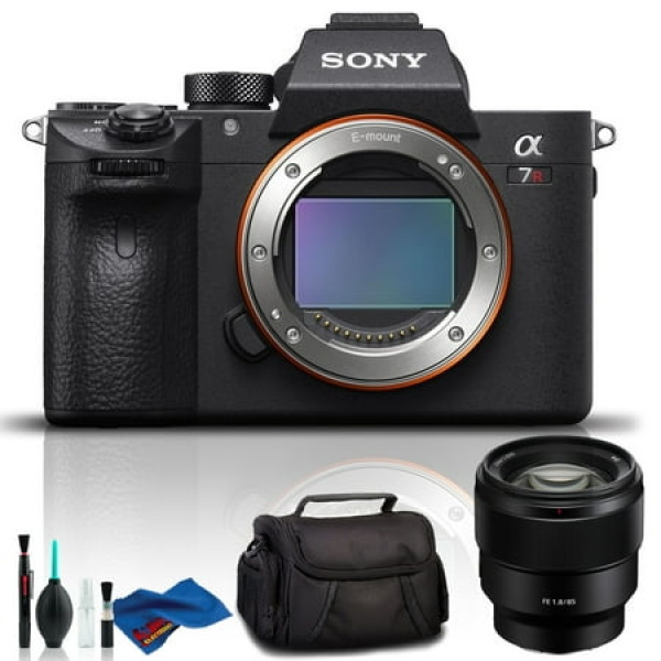 Sony Alpha a7R III Mirrorless Digital Camera with 70-200mm Lens - Standard Kit